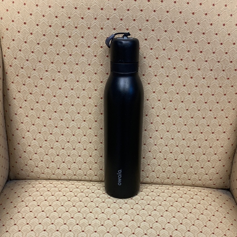 Owala Black Stainless Steel Water Bottle WITH STRAW